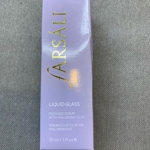 Farsáli Liquid Glass